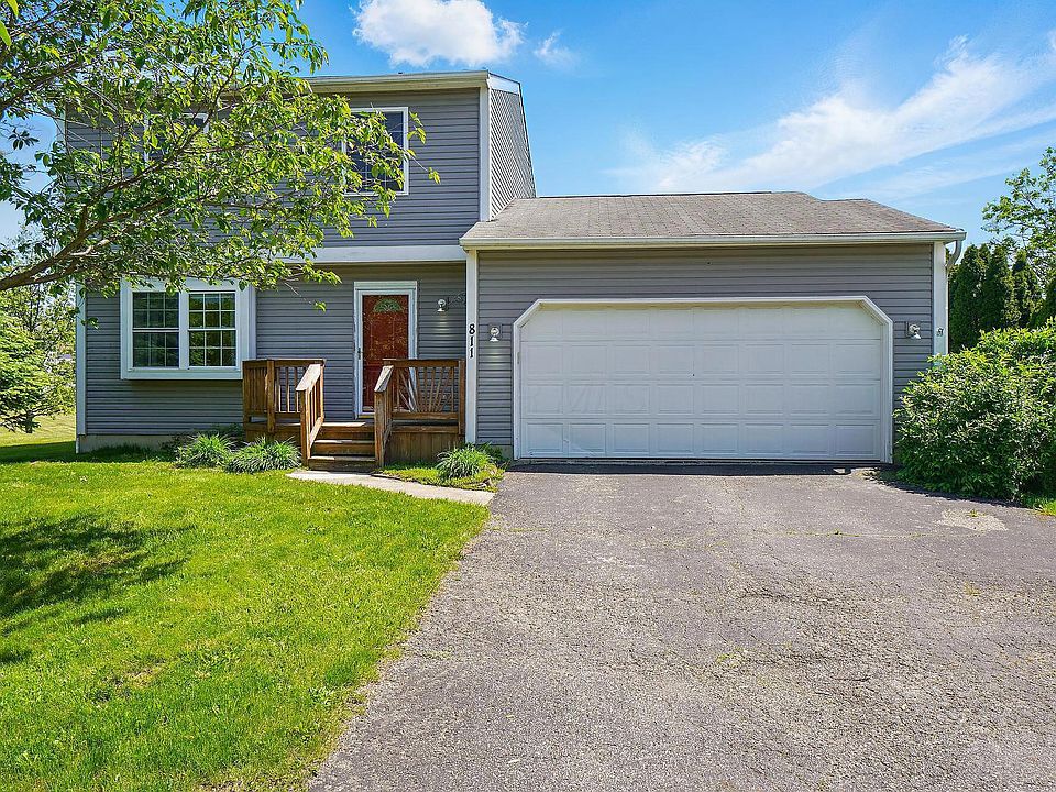1st image of 811 Ashford Glen Dr