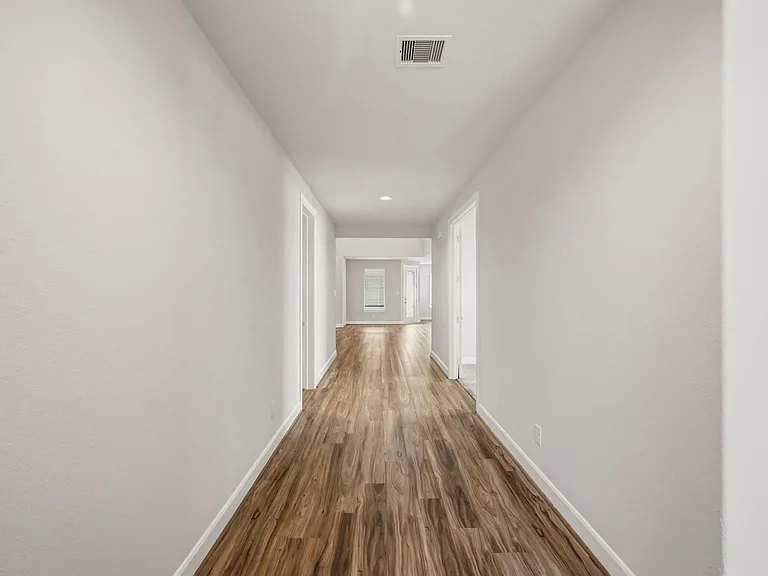 1007 Fennel Frond Dr — Photo 4