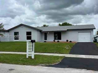 Meadow Woodmanor Sec 2, Homestead, FL 33032