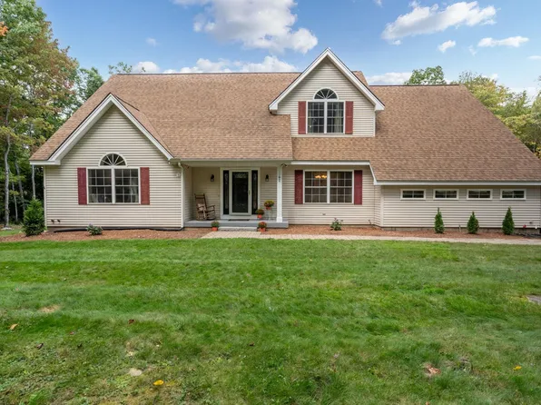 111 Lindsey Way, Goffstown, NH 03045