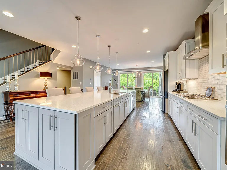 1521 Ribbon Limestone Ter SE — Photo 11