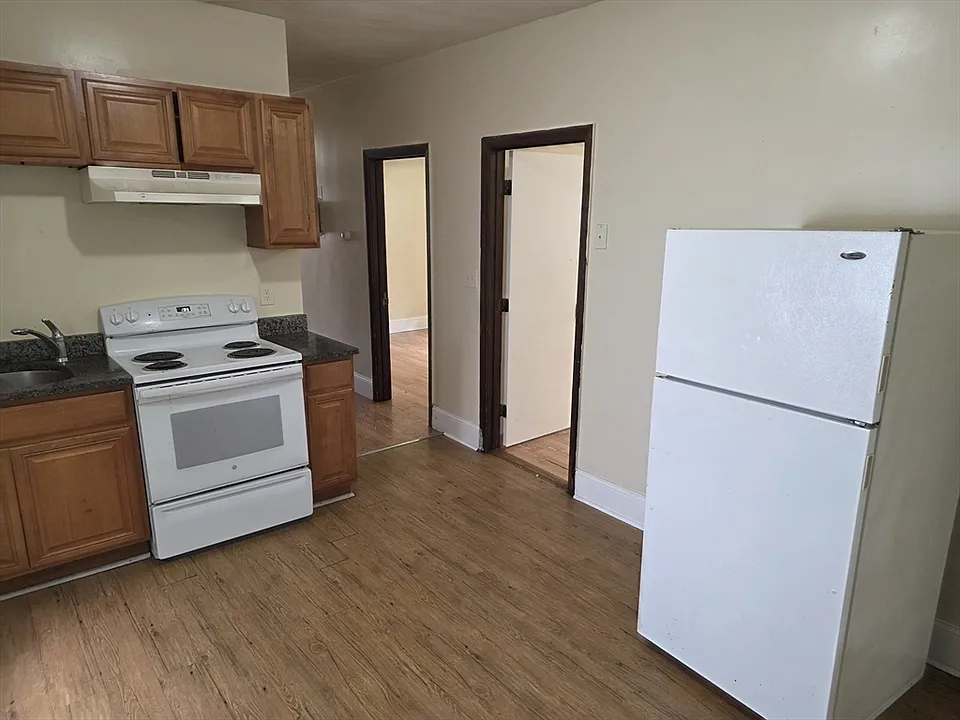 49 Judson St #3