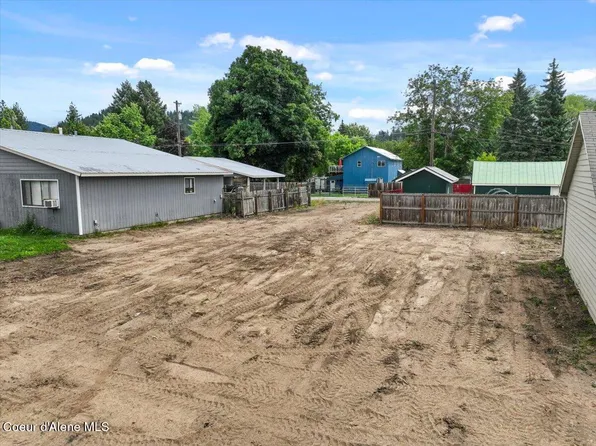 1210 N 10th St, Coeur D Alene, ID 83814