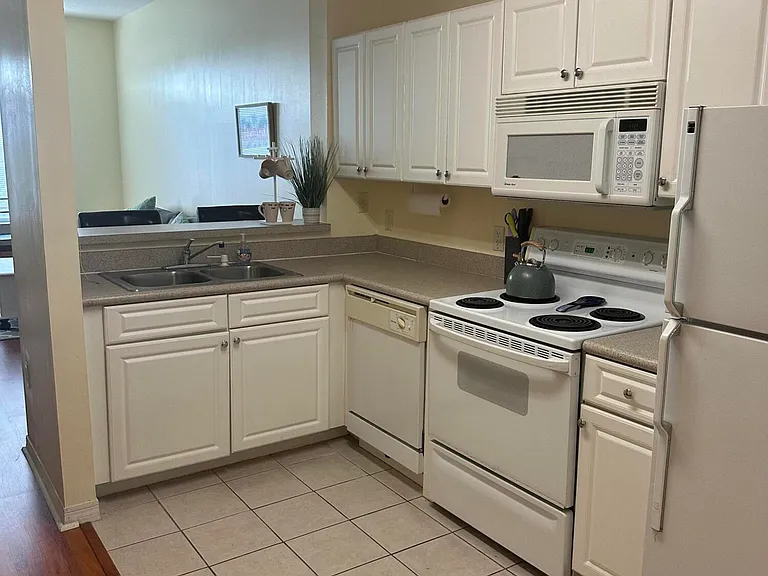 1200 Town Center Dr #511 — Photo 12