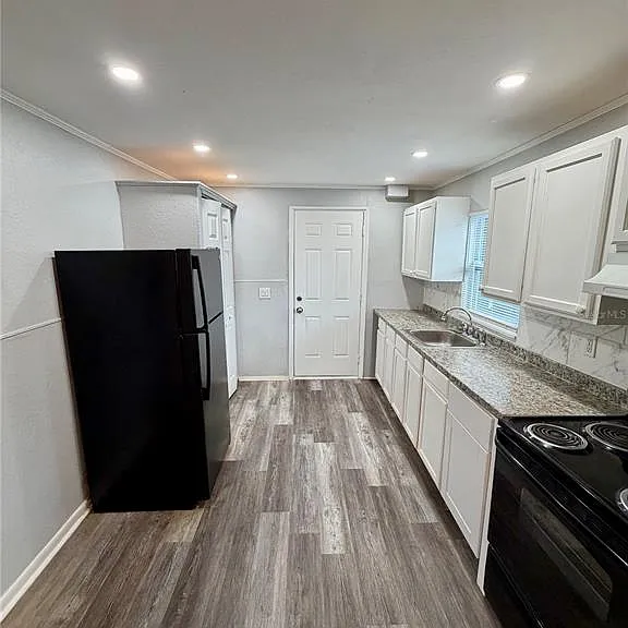 908 Beverly Ave #F — Photo 4