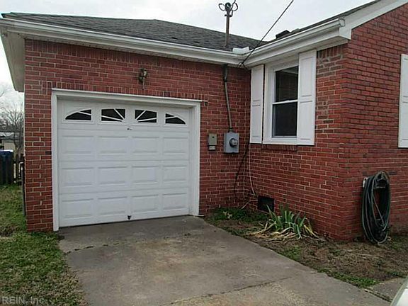 3rd image of 423 Oaklette Dr
