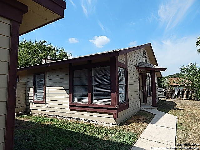 1st image of 9727 Vale Dr