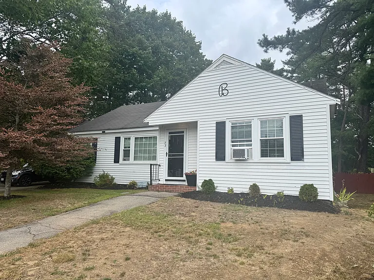 73 Ocean St — Photo 2