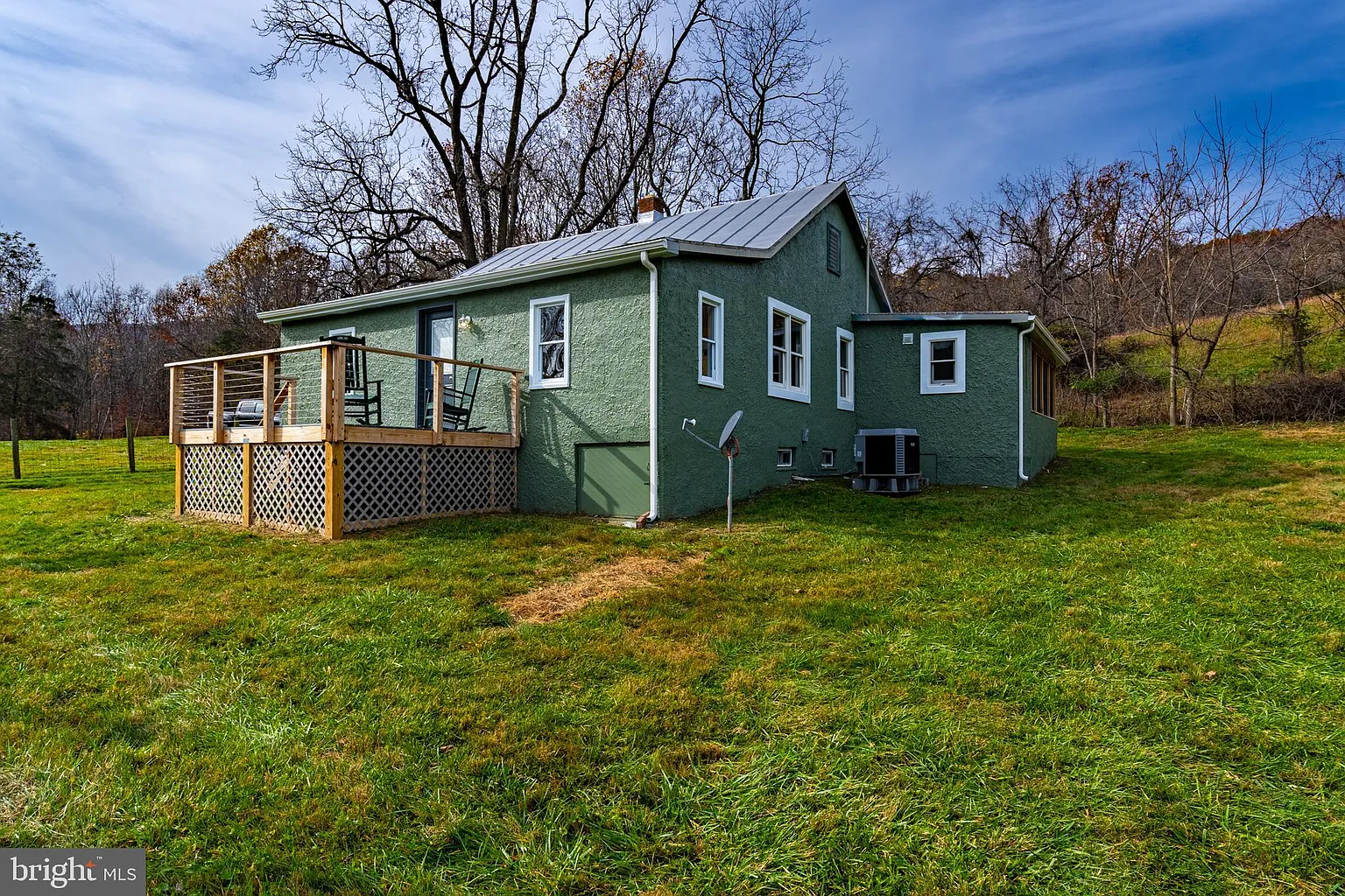 1528 Gooney Manor Loop photo 1