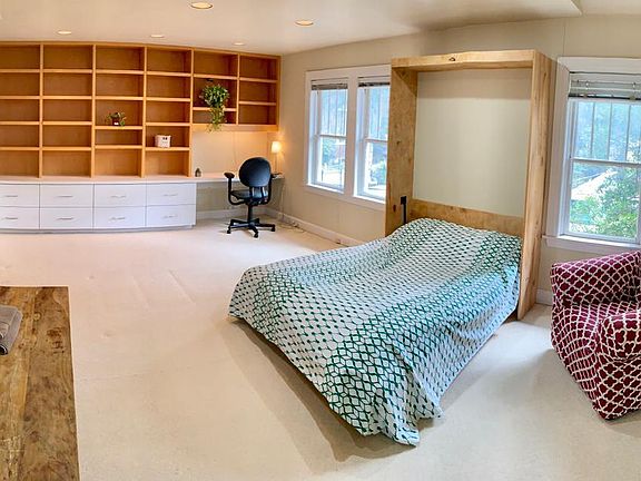 4th image of 2124 Park Place Ave