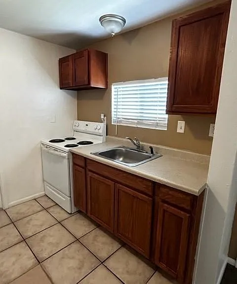 373 N Colorado St #A — Photo 4