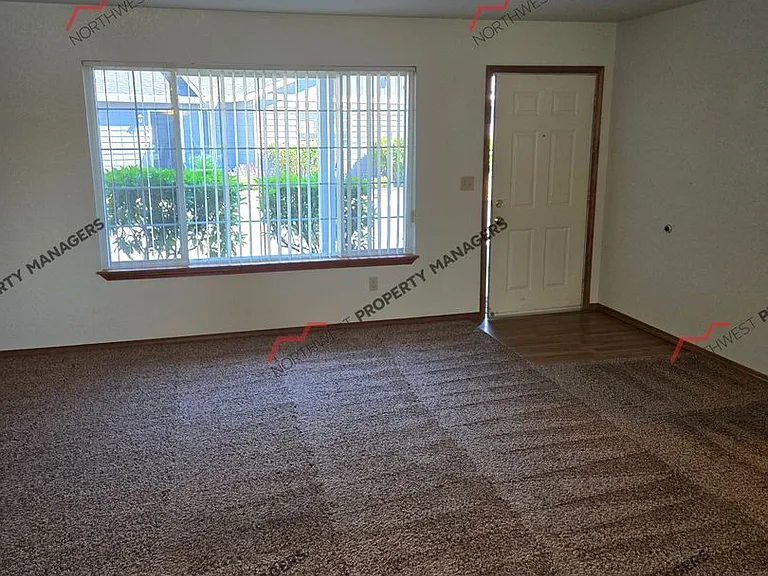 1268 State Route 505 — Photo 3