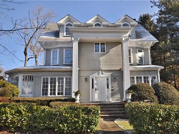 2nd image of 184 Vreeland Ave