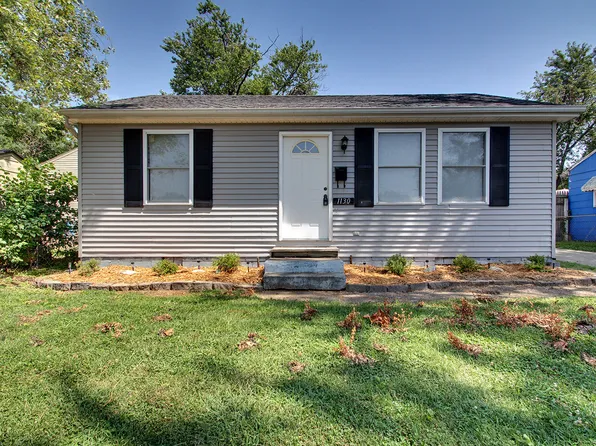 1130 N 17th St, Quincy, IL 62301