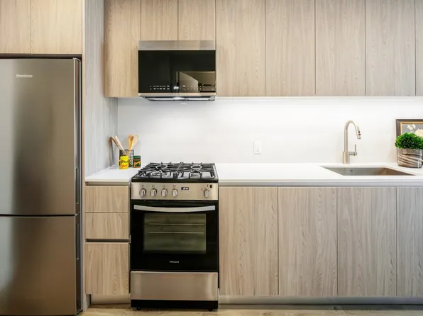 54 Crown Street image 10 of 26