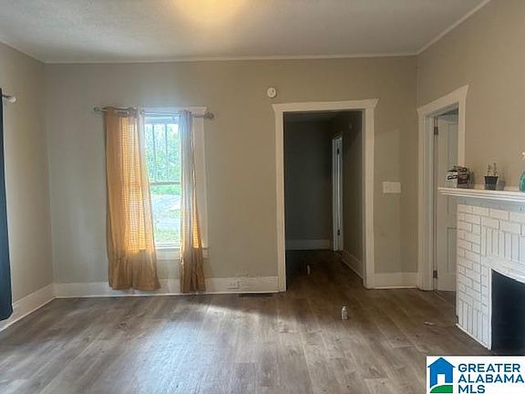 2nd image of 5521 Avenue K