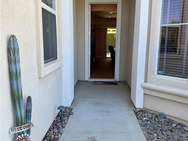 80589 Hoylake Dr — Photo 35