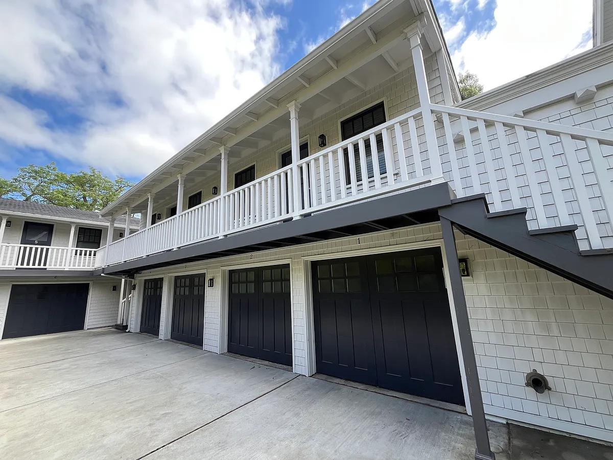 Building Photo - 12 Lorton Ave #2