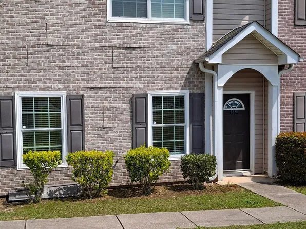 8628 Thomas Rd, Riverdale, GA 30274