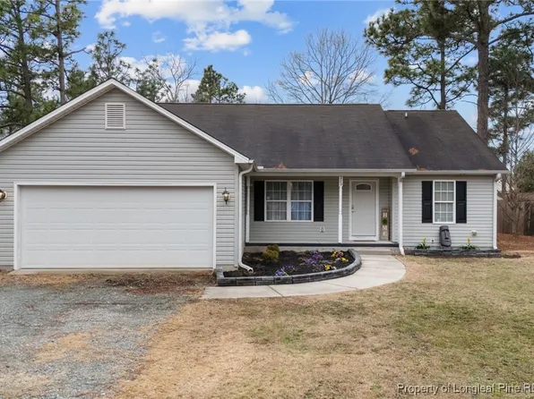 230 Woodgreen Dr, Aberdeen, NC 28315