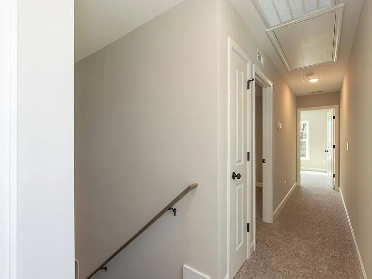 428 N Allen Rd — Photo 14
