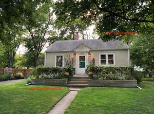 1302 Sycamore St, Crown Point, IN 46307