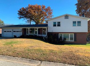 15 E Cheshire Dr, Saint Charles, MO
