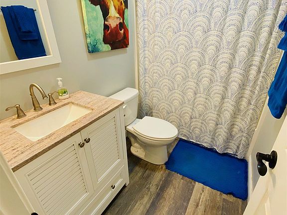 5th image of 5661 Riverwalk Cir