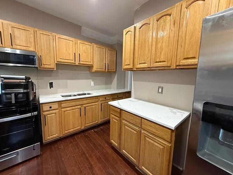 95 Hollywood Ave #1 — Photo 7