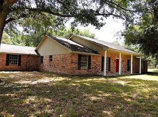 18476 Beeson Rd, Conroe, TX 77306