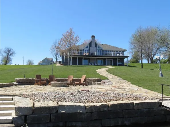 1014 Lake Viking Ter, Altamont, MO 64620