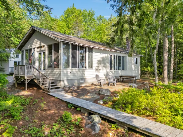 66 York Lane, Rome, ME 04963