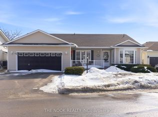 3 Birch Tree Ln, Clarington, ON L1B1P2