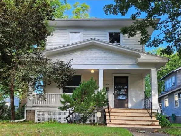 815 SW Jewell Ave, Topeka, KS 66606