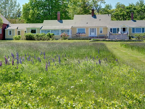 4th image of 435 Seawall Road