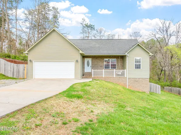 8622 Crosswind Landing Ln, Knoxville, TN 37924
