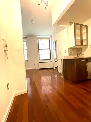 Rented by Compass | media 9