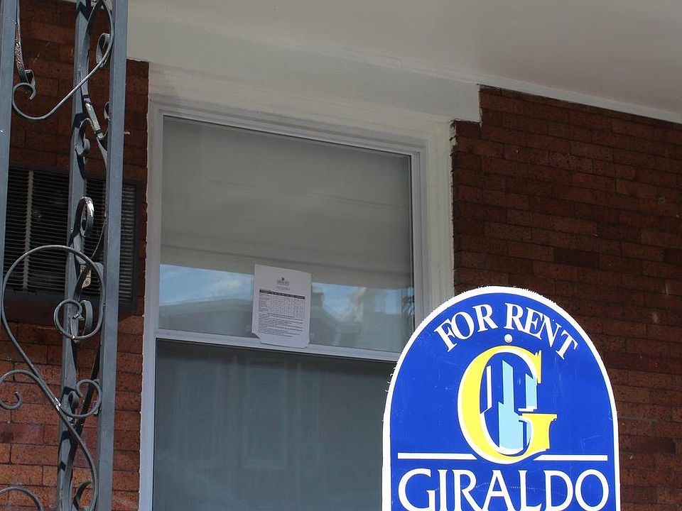 1st image of 4224 N Fairhill St