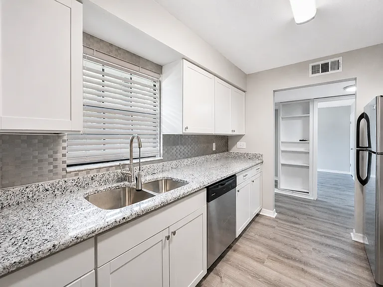 500 9th Ave S #B3 — Photo 7