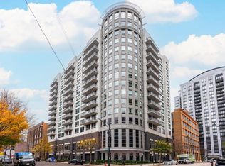 421 W Huron St APT 701, Chicago, IL 60654
