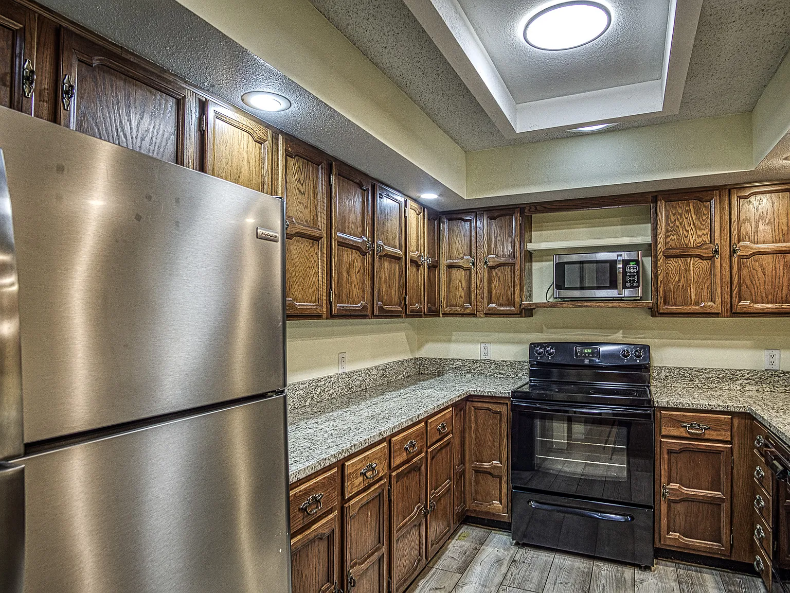 3 bed, 1476 sqft, $1,400 — Photo 2