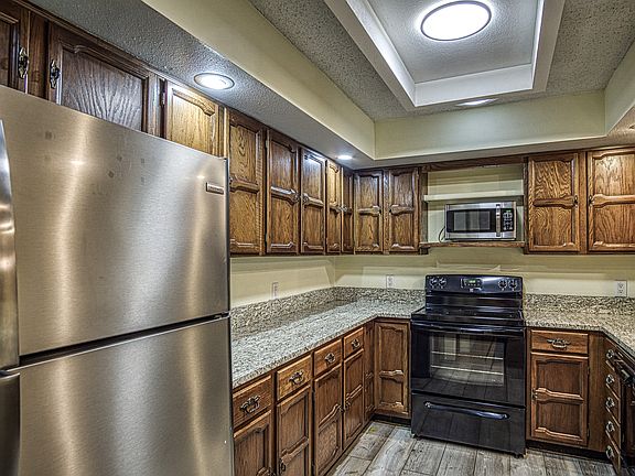3rd image of 16 Reddina Ln