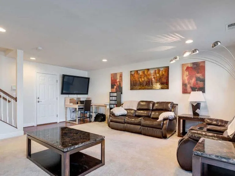 Danridge Manor Dr — Photo 19