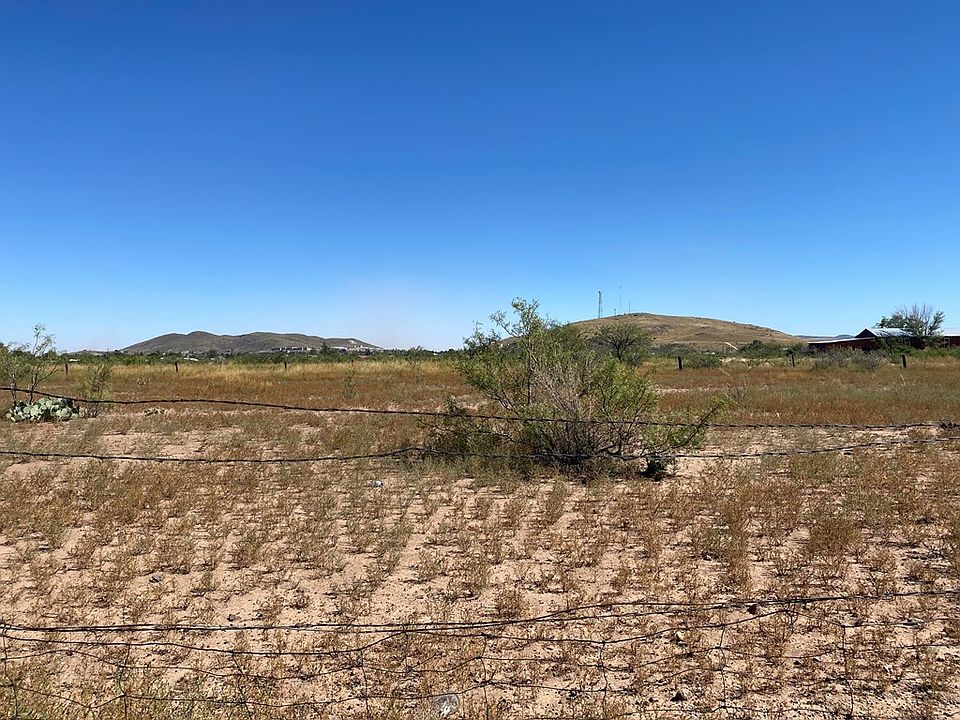 2nd image of 420 Mountain View Rd