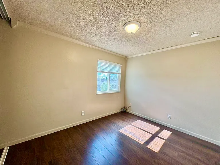 4032 Fawn Cir — Photo 18