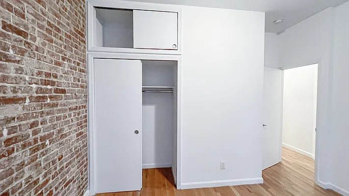 Rented by Brighton Management | media 16