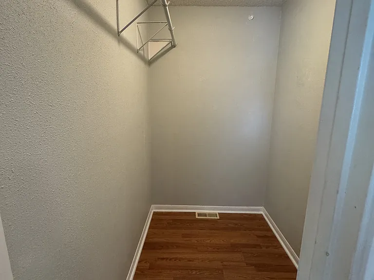 397 Oakland Rd — Photo 19