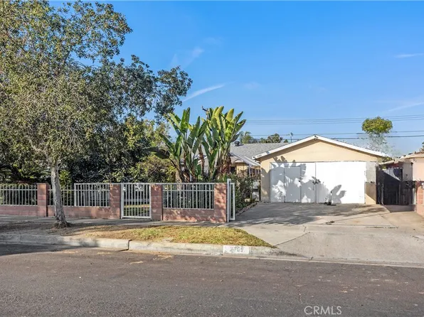 2709 W Saint Gertrude Pl, Santa Ana, CA 92704