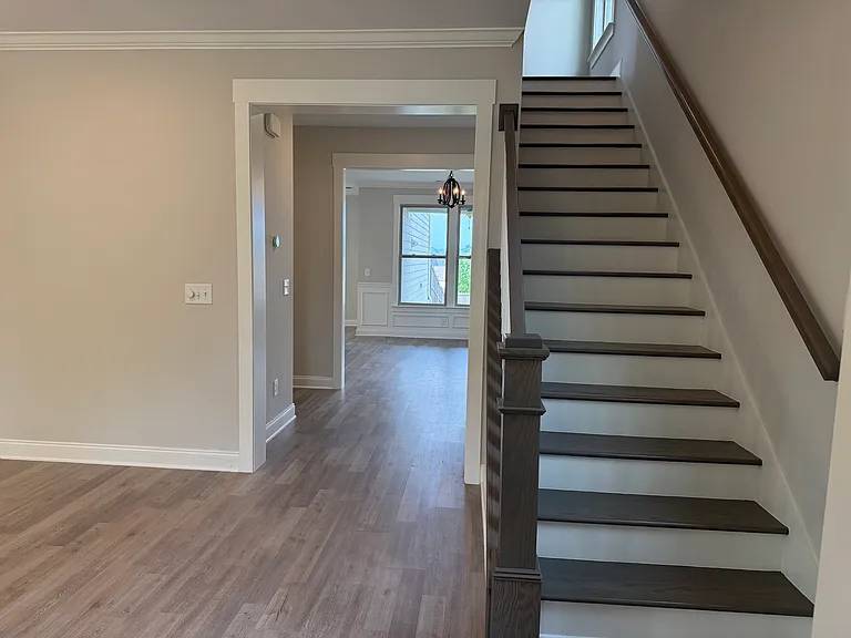 2812 Americus Dr — Photo 3