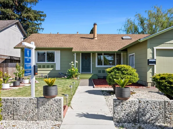 1616 Putnam Way, Petaluma, CA 94954